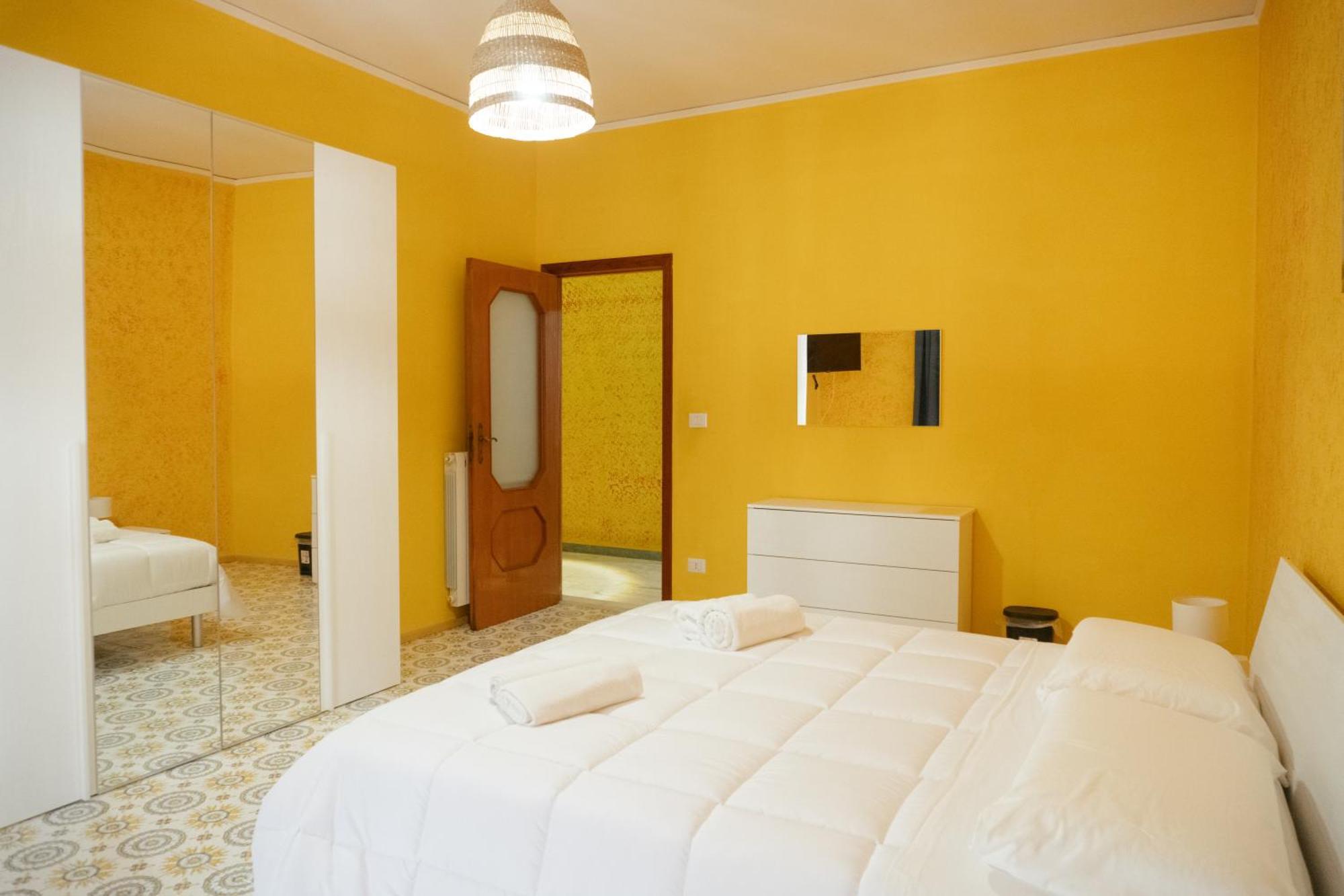 Domus Aurea Relax Room ซาแลร์โน ภายนอก รูปภาพ